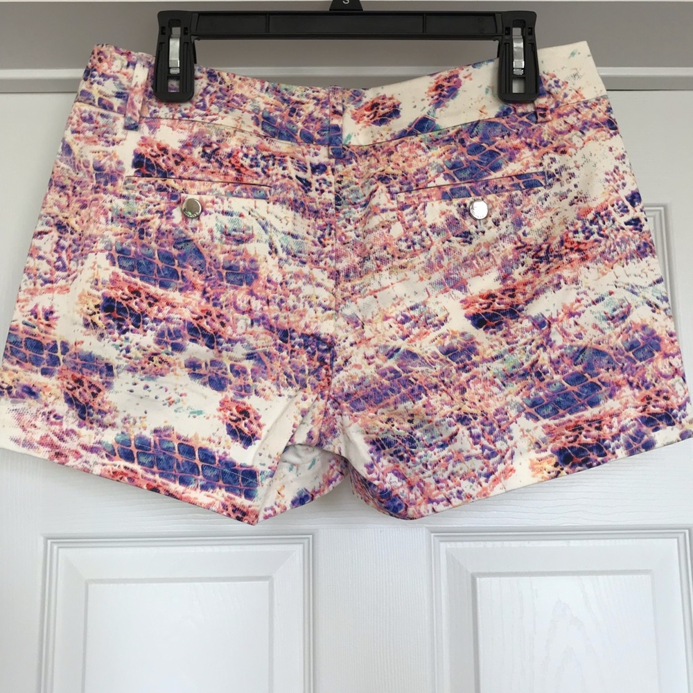 EUC Calvin Klein Multicolored Snake Print Shorts 4 - Picture 4 of 8